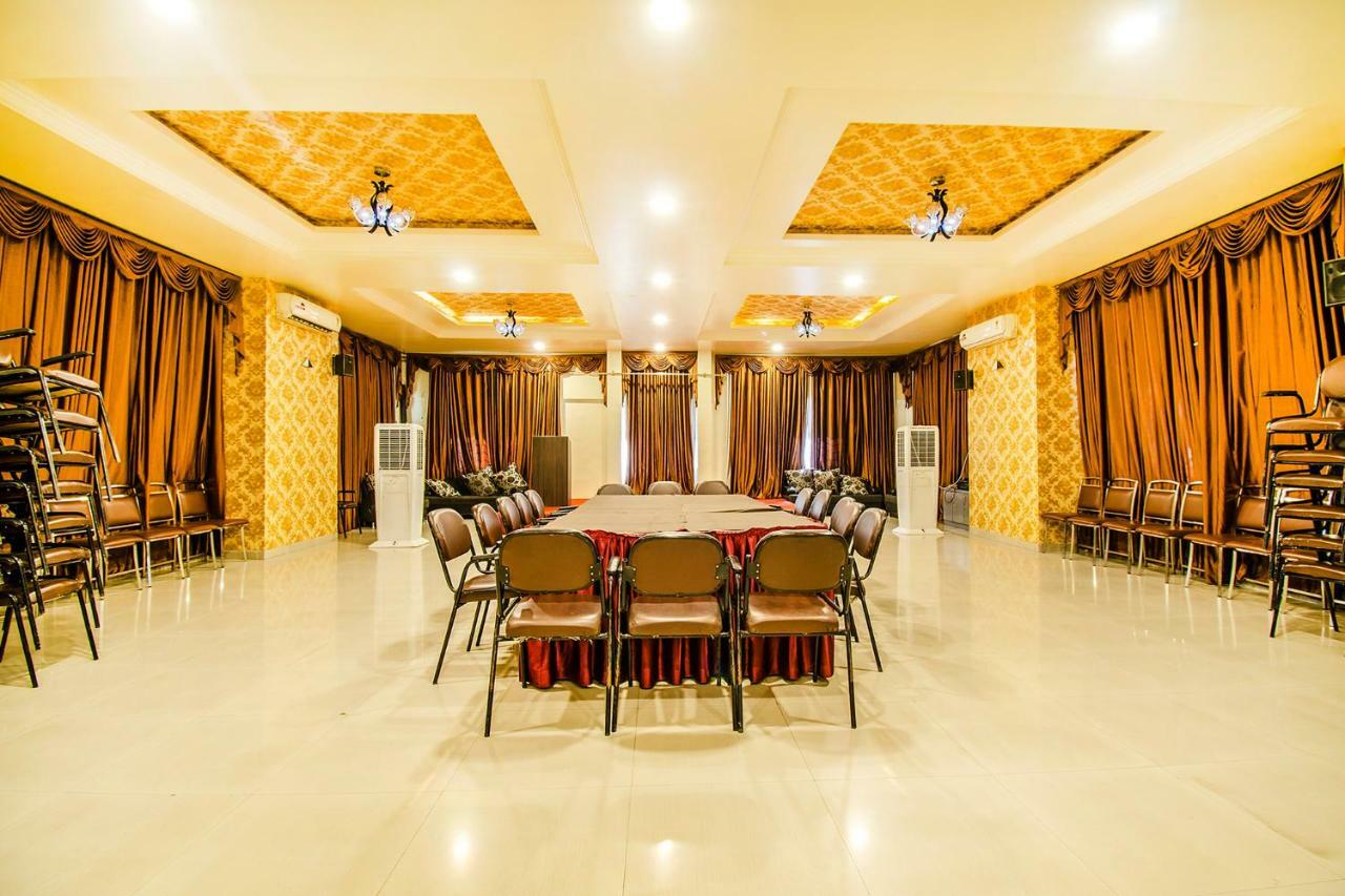 Fabhotel Prime Sanket Inn, Phoenix Mall Hinjawadi Exteriör bild